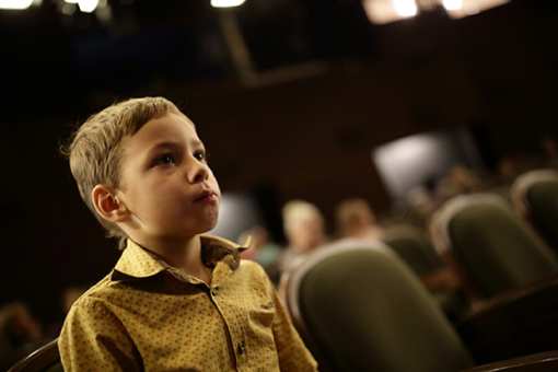 8 Best Live Theater Venues in Alaska!